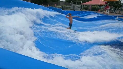 flowrider - Zach - 10 at Soak City, Kings Island