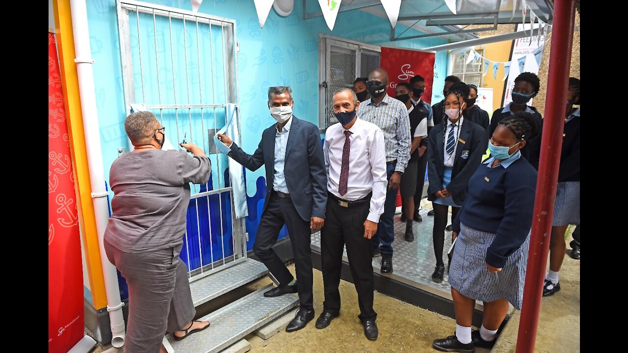 GrandWest General Manager donates kitchen facility at the Valhalla Primary