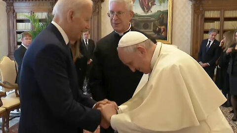 Biden Says Francis Told Him He’s “A Good Catholic” (Analysis)