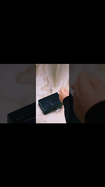 Groucho vs Big Brick of Soap!!