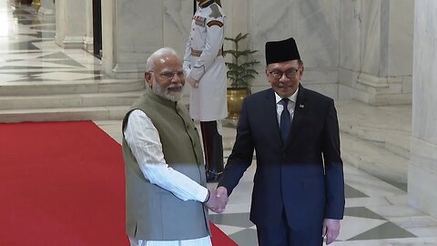 India's Narendra Modi welcomes Malaysian counterpart Anwar Ibrahim in New Delhi