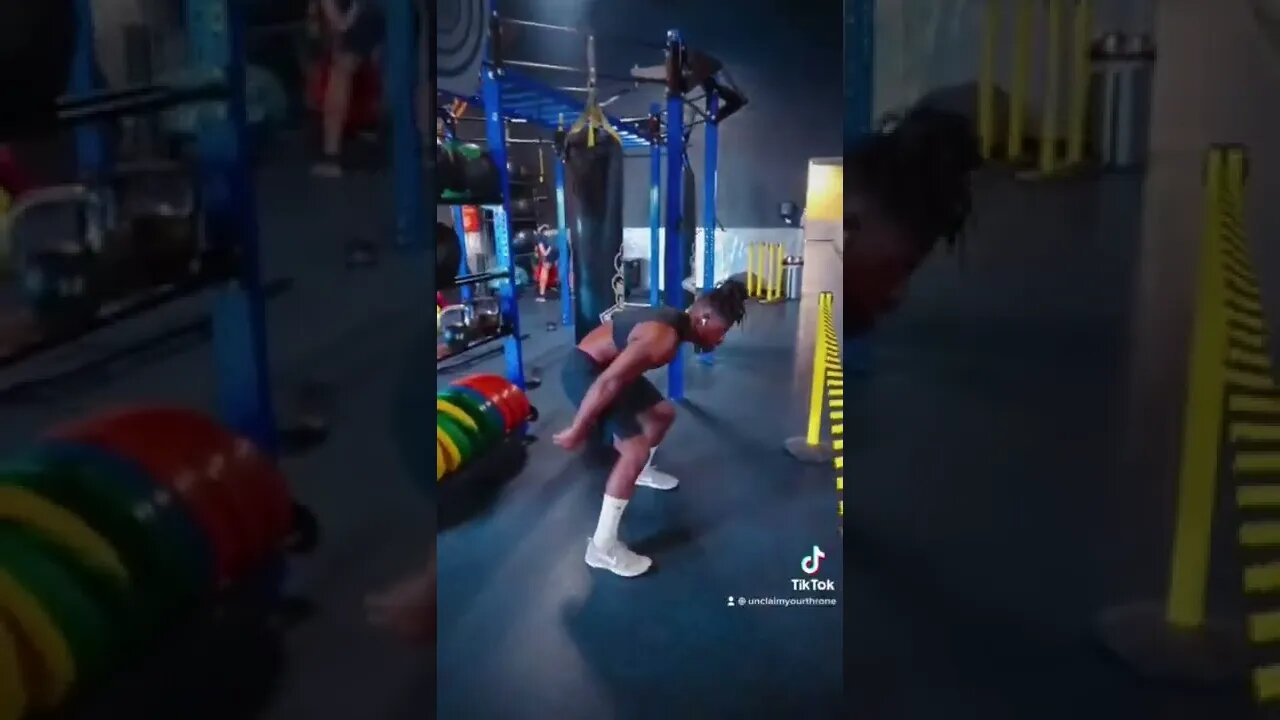 She’s not mean, a bish, or stuck up 👑