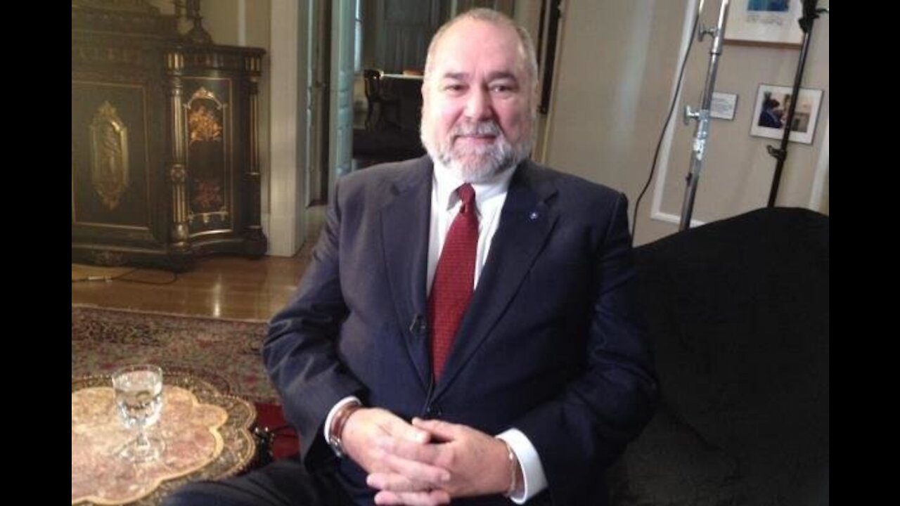 ROBERT DAVID STEELE - A LONG HARD FIGHT TO SAVE DEMOCRACY