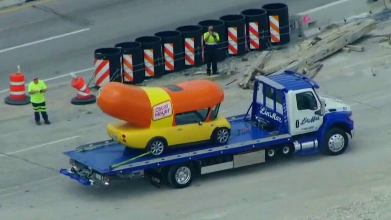 Oscar Mayer Wienermobile In Rollover Wreck In Illinois