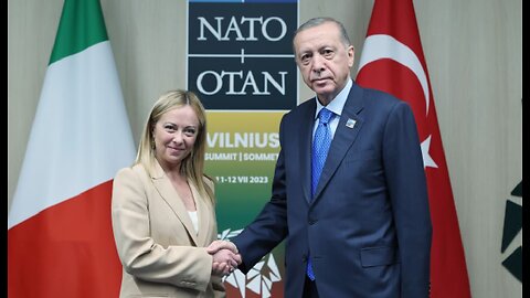 AB'nin İç Zorlukları, ABD Seçimlerine Müdahale İddiaları ve NATO