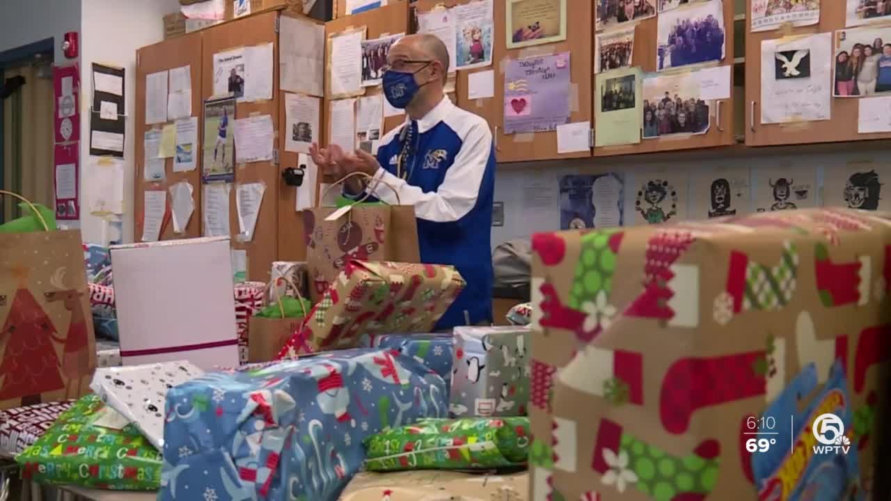 Martin County High School giving back this holiday season