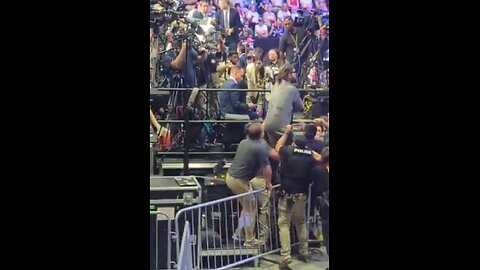 Aggressive protestor attempts to CHARGE THE STAGE while Trump was speaking in Johnstown Pennsylvania