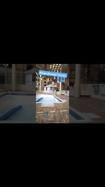 Exploring The Abandoned Holiday Inn Resort & Conference Centre (ABANDONED TORONTO)