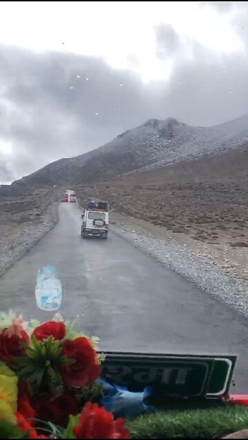 Traveling to mustang #himalaya #nature