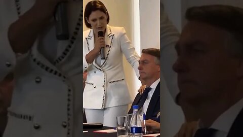 Michelle faz homenagem à Bolsonaro em reunião do PL