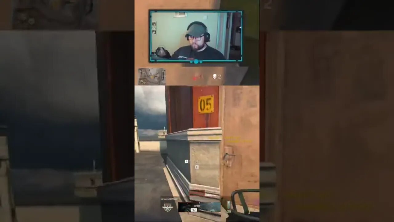 That’s got to sting 🤔#warzone #shorts #warzoneclips #callofduty