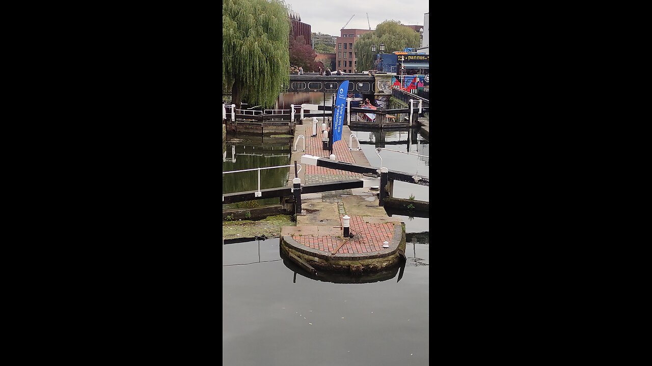 Camden towns beautiful Camden locks