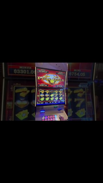 Max Bet Free Games on Pure Gold! Hand Pay! #shorts #shortsvideo #mrhandpay