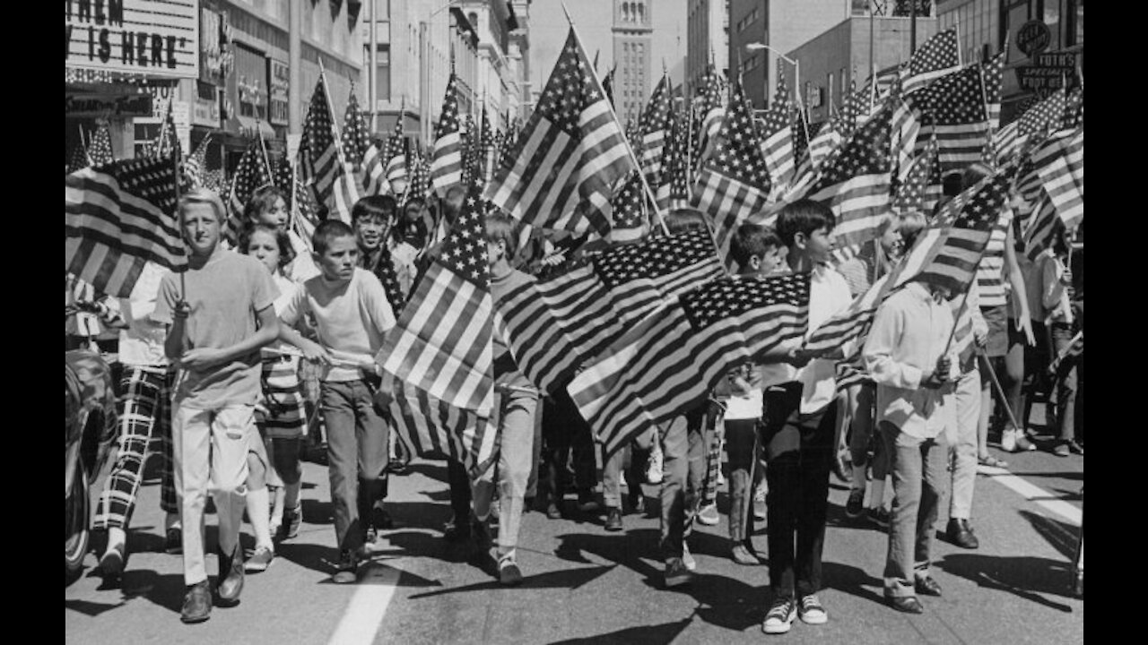 KATE SMITH - "GOD BLESS AMERICA"