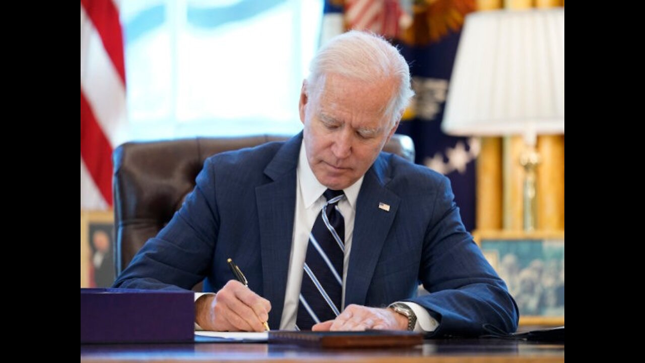 ET TALK Show - Biden Signs COVID Stimulus Bill - House Passes Anti-Gun Legislation