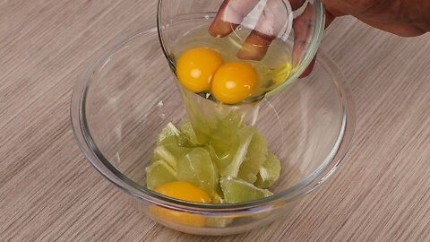 I ADDED EGGS TO THE LEMON BECAUSE I DIDN'T DO IT BEFORE! SUPER EASY AND DELICIOUS RECIPE