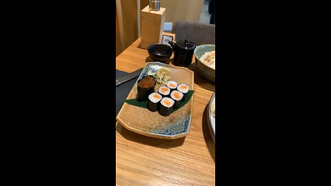 Delicious Sushi eating experience🥰😍😋