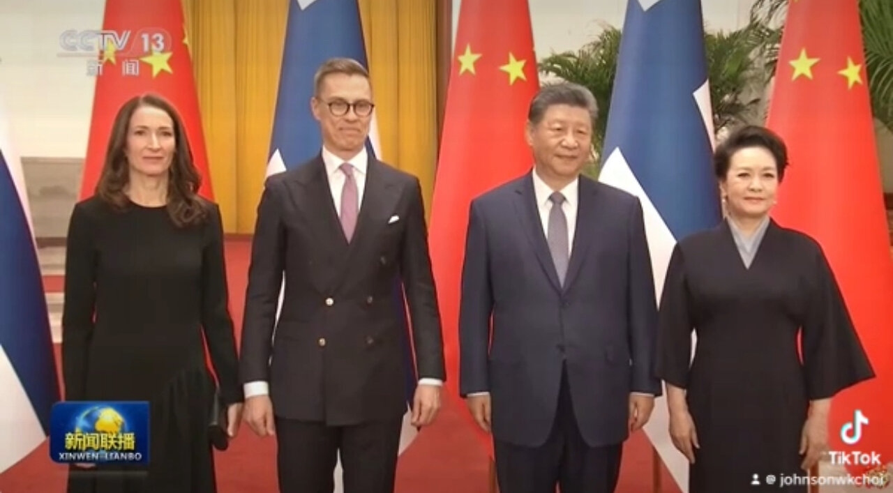 Xi Jinping holds a ceremony to welcome Finnish President to China