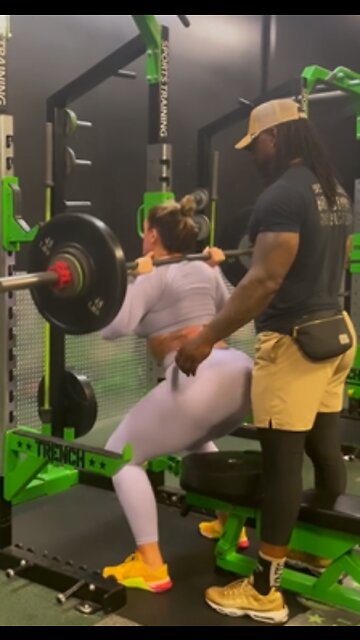 ABS Workout clips - FashionNovaCurve Model- Sophie Hall || Back Workouts || Womens Clothing