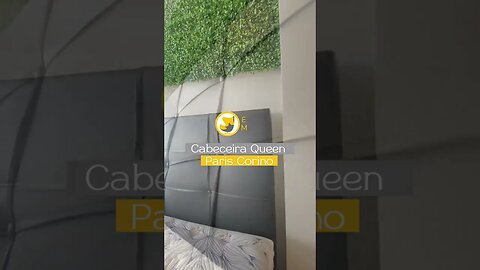 A Cabeceira Paris Queen Courino Havaí é o produto ideal para complementar o conforto do seu quarto.
