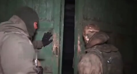 Good treatment by Russian Military of 3000 Ukrainian nationalist prisoners