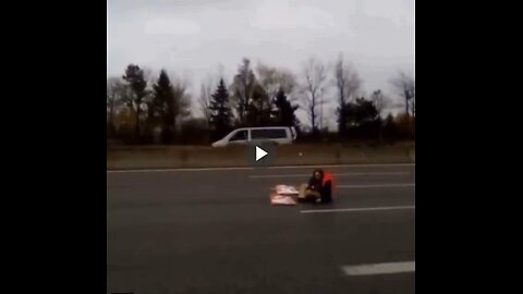 Woman tries to block the German autobahn and finds out