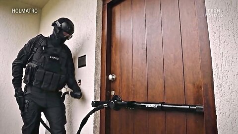 Police Hydraulic Door Blaster - Less Than 2 Seconds & Quiet