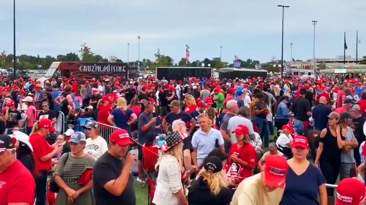 🇺🇸 LONG ISLAND IS READY FOR TRUMP!!! THAT'S LOVE!!! ❤️