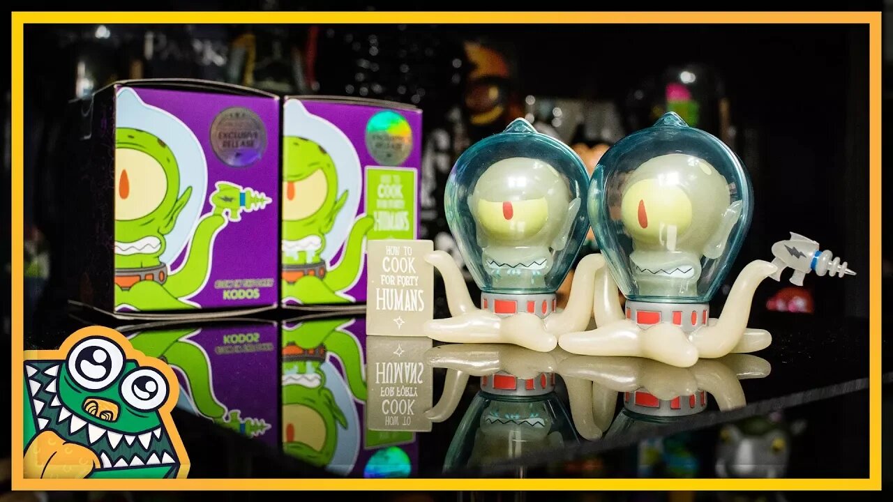 Kidrobot x I Am Retro GID Kang Kodos - Unboxing and Overview