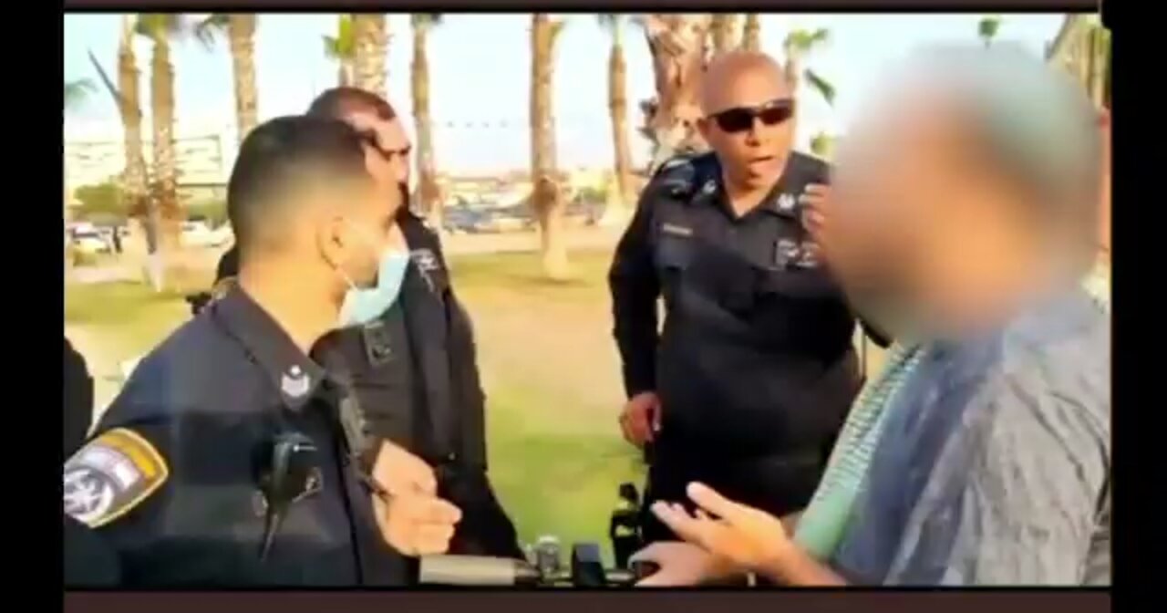 Israeli Arab Policeman Harasses & Arrests Retired Jewish Policeman