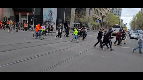 #CMFEU MELBOURNE PROTEST BATTLES ON