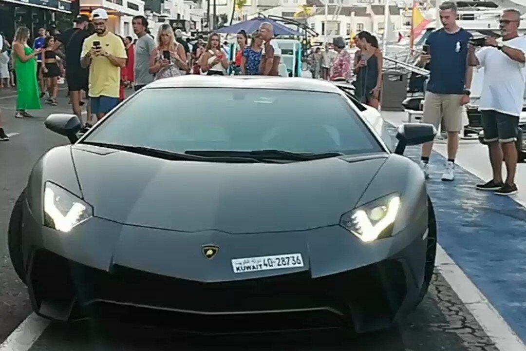 Lamborghini 💘 Aventador, mi amor... 😻🥺👽