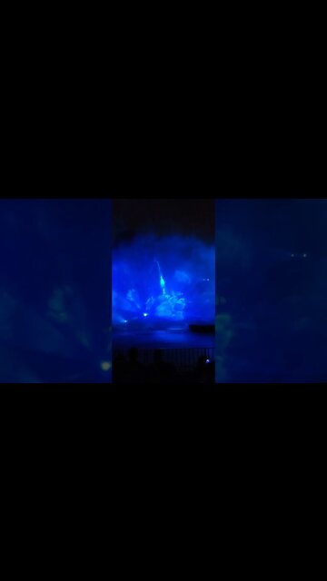 Elsa Throwing Down In Fantasmic