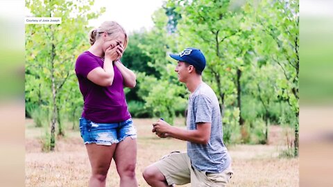 A Webberville couple is searching for the wife's wedding ring after a jeweler lost it.