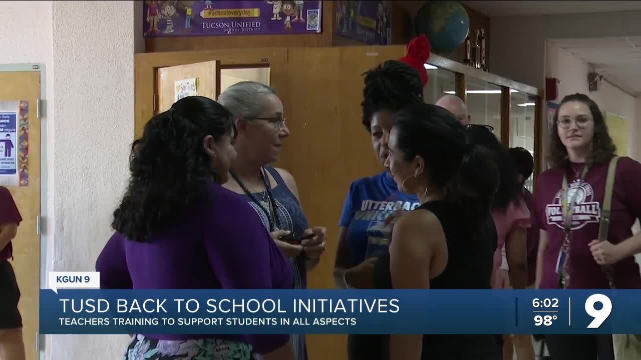 Teachers from four TUSD schools come together to prepare for new school year