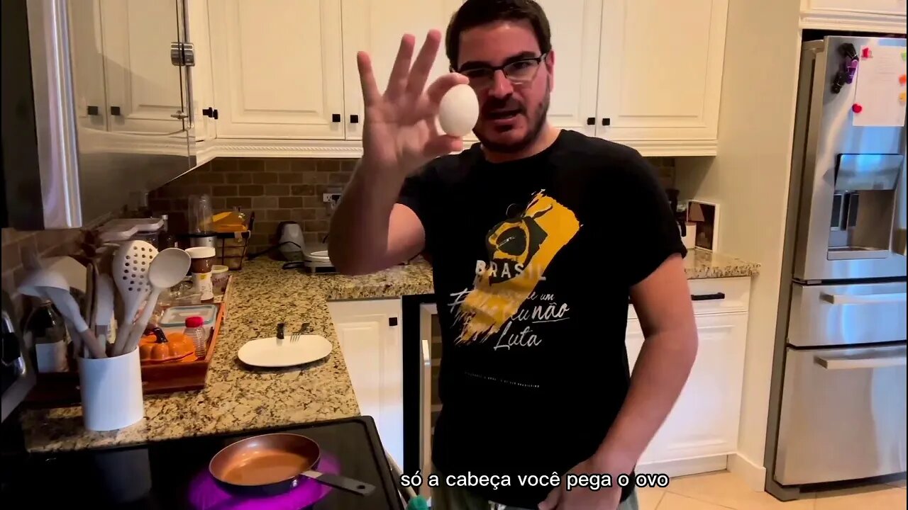 Como fazer ovo frito é a receita de hoje do Rodrigo Constantino