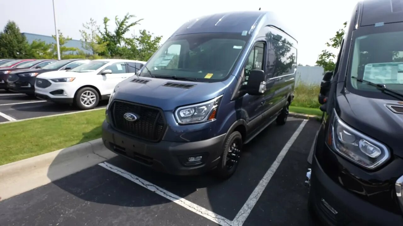 2023 Ford Transit 250 HR