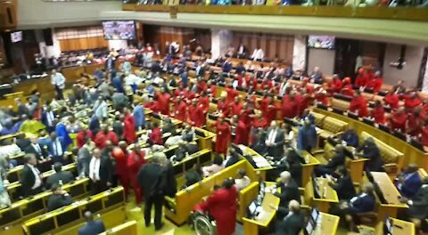 SOUTH AFRICA - Cape Town - EFF disrupts State of the Nation Address (Video) (pfU)
