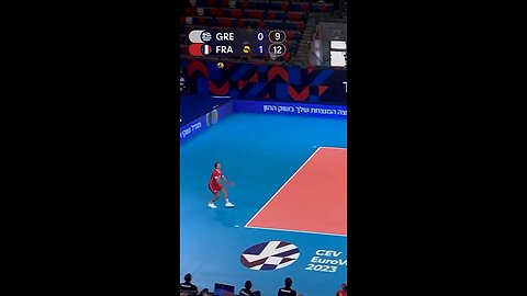 Libero set so perfectly in volleyball #volleyball