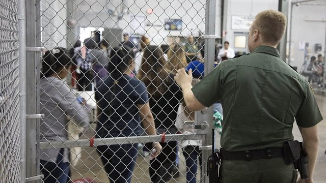 DHS, HHS Trying To Reunite Parents And Kids Separated At The Border