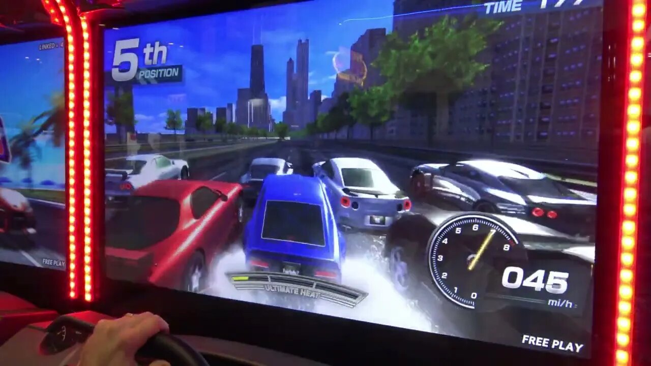 Neck & Neck Street Racing In Chicago - Dead Heat Unleashed (IAAPA 2022)