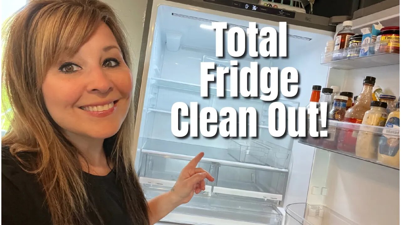 ➡️TOTAL FRIDGE CLEAN OUT | I wasted everything 😱!