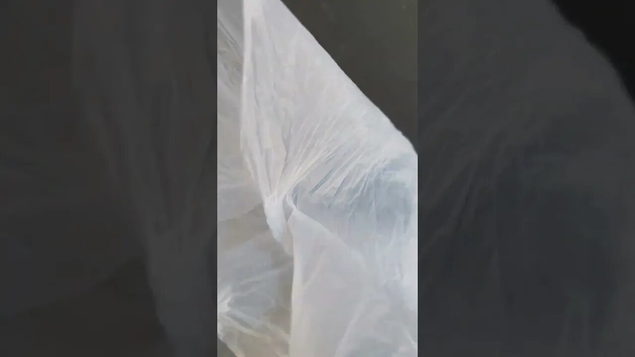 sempre que precisar passar por detector de metal coloque tudo num saco não perde nem suja 😁👍🏻