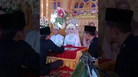 Pengantin Akad Nikah di Panggung Pelaminan Memakai Pakaian Palembang #shorts #short #shortvideo