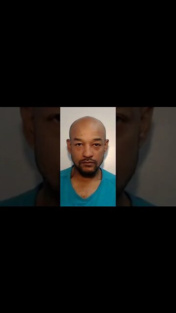 MARK SPENCER - LOVES HIS HAIRCLIPPERS!!1