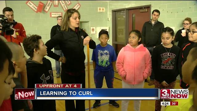 Omaha Curling Club teaches sport to fourth-graders