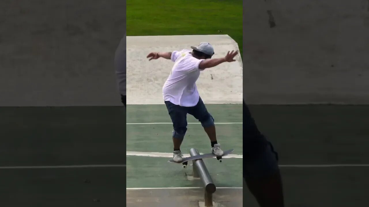 Joe Meck proper nose wheelie front boardslide two piece #skateboarding #skateboard #skate #skatepark