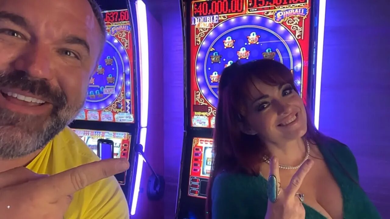 OMG $400 A Spin! I Hit A Massive Jackpot LIVE on Top Dollar!! @SlotHopper​