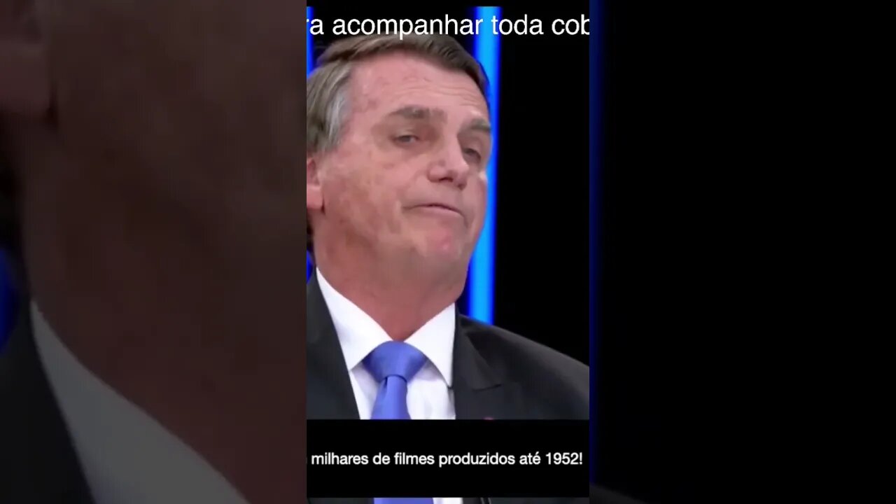 Compramos 500 milhões de vacinas.