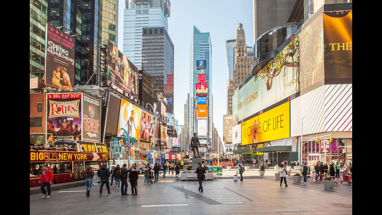 Walk to Time Square-New York